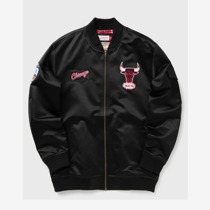 NBA SATIN BOMBER JACKET - CHICAGO BULLS (BLACK)