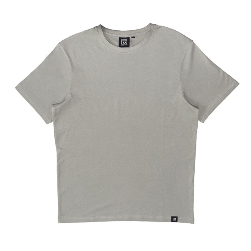 REDISTANCE BASIC NO PRINT LIGHT TEE