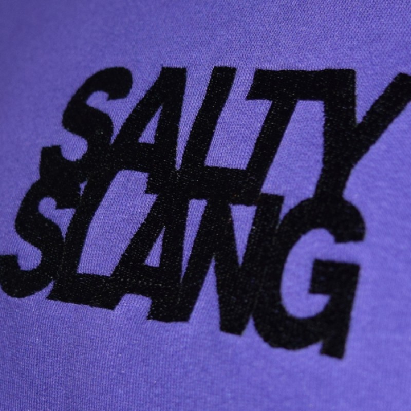 SALTY SLANG WORD LOGO EMBROIDERY CROP